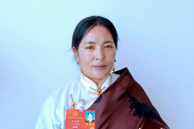 【代表委員說·醫(yī)療】旦正草代表：建議加大對(duì)基層醫(yī)療人才、物資支持力度