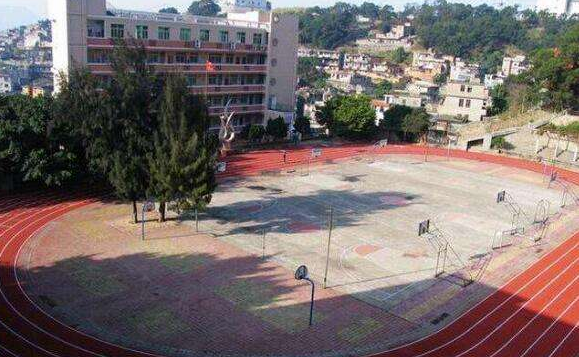 蘭州四城區(qū)初一新生7月23日去對(duì)口學(xué)?？窗?>
        </a><em>蘭州四城區(qū)初一新生7月23日去對(duì)口學(xué)?？窗?/em></li>
    <li><a  target=