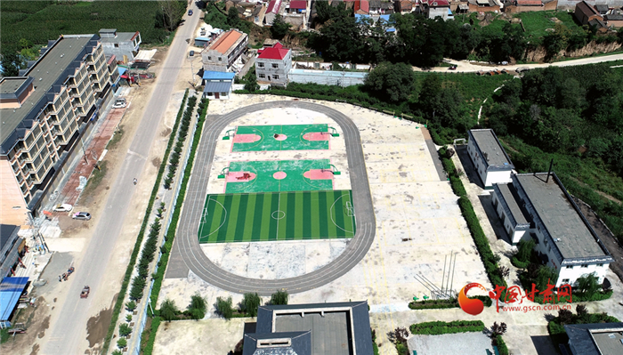 【擔(dān)使命 聚同心 促巨變 省直部門落實脫貧攻堅責(zé)任工作紀實】甘肅教育扶貧顯成效：鄉(xiāng)村教師留得住 娃娃上學(xué)一個不能少