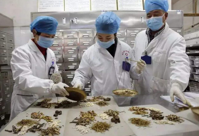 新冠肺炎疫情人物同防市民如何做？請看這里！