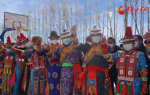 肅南：分紅啦分紅啦！南溝村村民喜領(lǐng)43.3萬(wàn)元