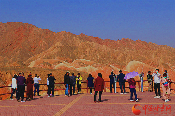 河西春光美！張掖丹霞大景區(qū)2月游客接待量大幅提升
