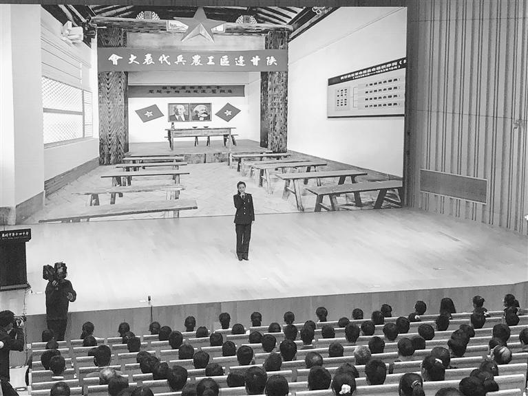 蘭州市開(kāi)展“學(xué)黨史、頌黨恩、跟黨走”紅色文化進(jìn)校園活動(dòng)