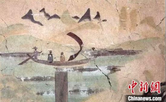 “一人搖櫓晃扁舟，兩人撐篙水上漂?！眻D為莫高窟第323窟《搖櫓帆船》（初唐）。　敦煌研究院供圖