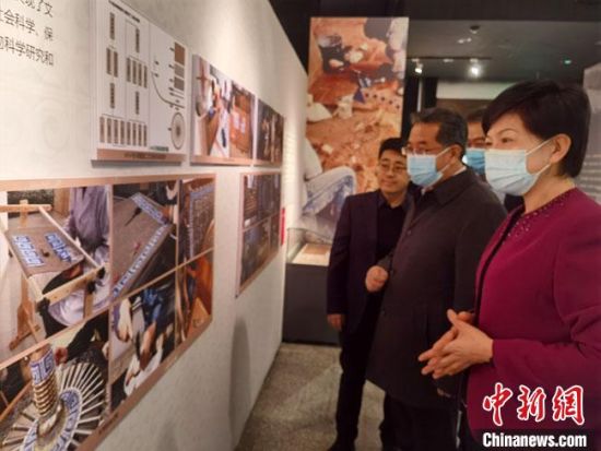 圖為展覽現(xiàn)場?！●T志軍 攝