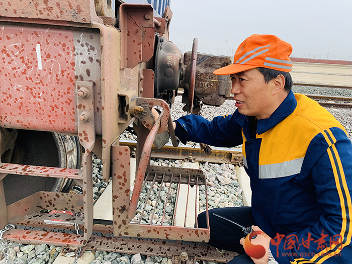 中鐵蘭州局恢復(fù)開行部分動(dòng)車組列車