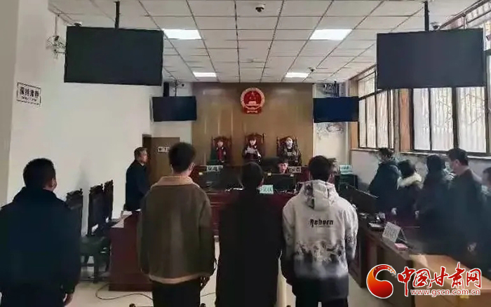 依法帶娃！甘肅省平涼市發(fā)出首份《家庭教育令》