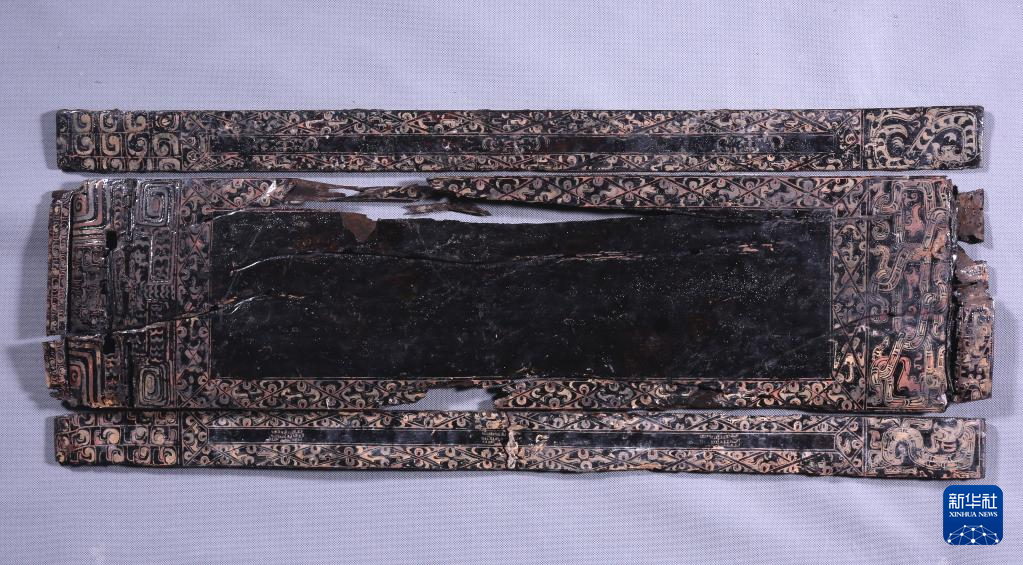 江西樟樹(shù)市國(guó)字山戰(zhàn)國(guó)墓葬出土漆瑟（資料圖）。