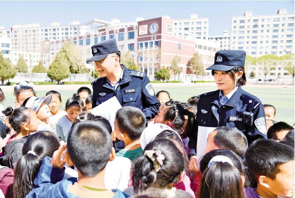 臨澤沙河派出所走進(jìn)小學(xué)開展法治宣傳活動(dòng)